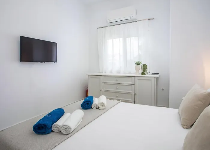 Holiday home Salty Front House Faliraki